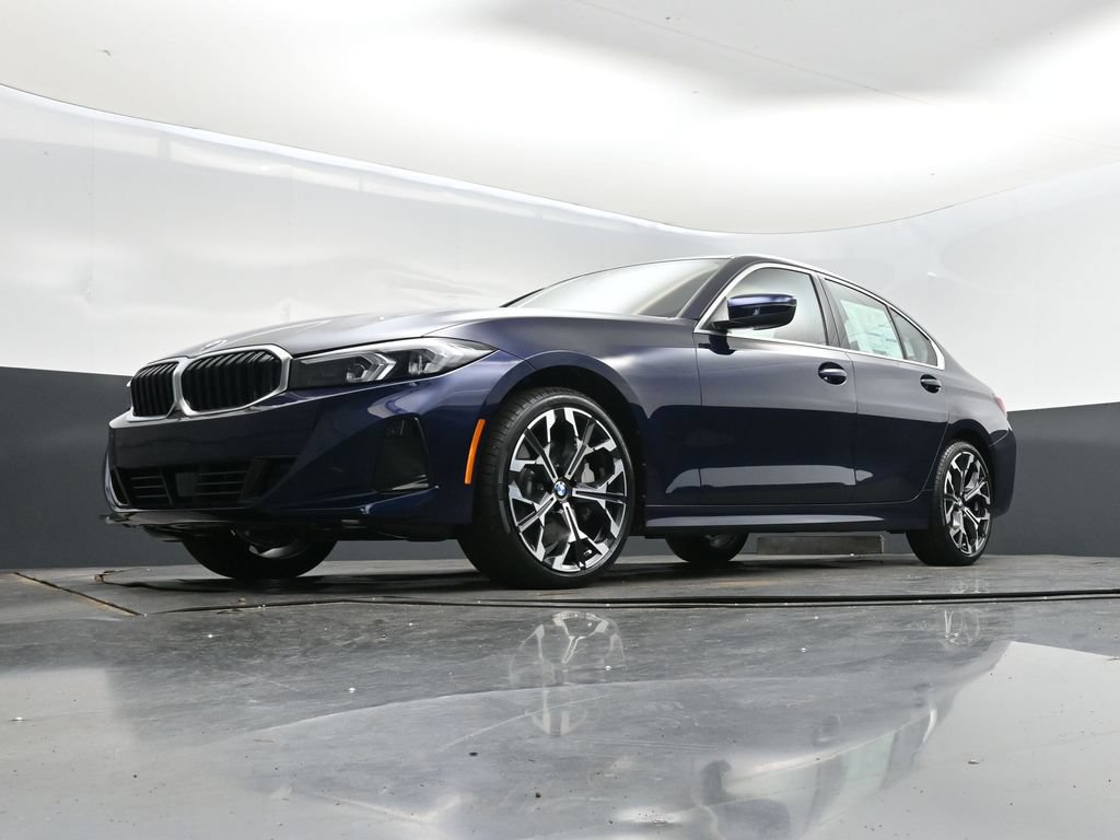 Used 2026 BMW 330i Sedan w/ Convenience Package RWD image 38