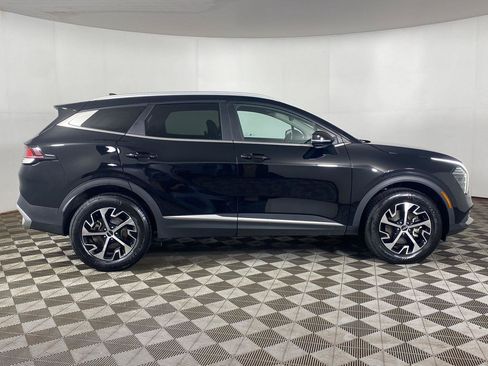 Used 2024 Kia Sportage EX AWD/4WD image 4