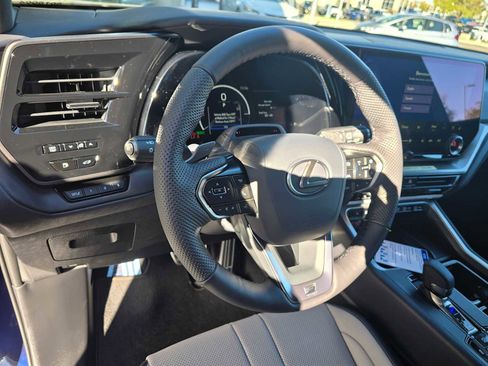 New 2026 Lexus TX 500h AWD image 27