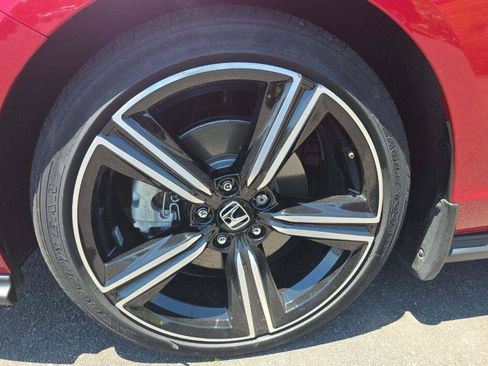 Used 2023 Honda Accord Sport image 11