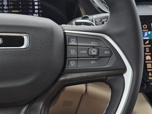 New 2026 Jeep Grand Cherokee L Limited image 11