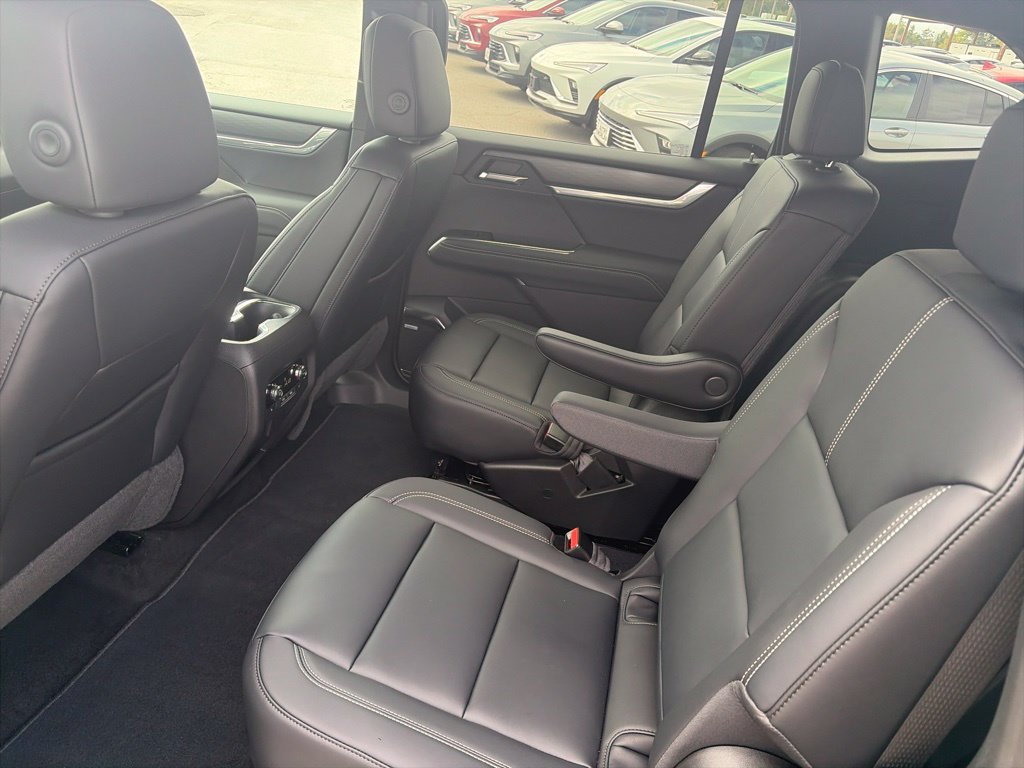 New 2027 GMC Acadia Elevation w/ Elevation Premium Package AWD/4WD image 11