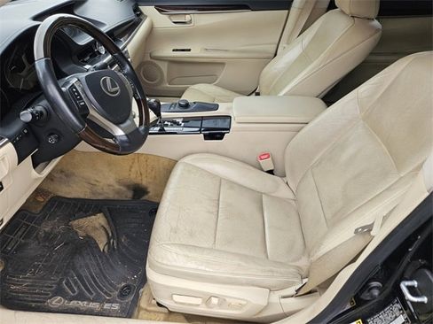 Used 2014 Lexus ES 350 w/ Luxury Package image 11
