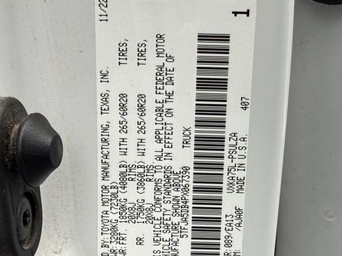 Used 2023 Toyota Tundra Limited image 33