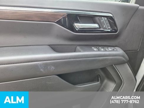 Used 2025 Chevrolet Tahoe LT AWD/4WD image 17