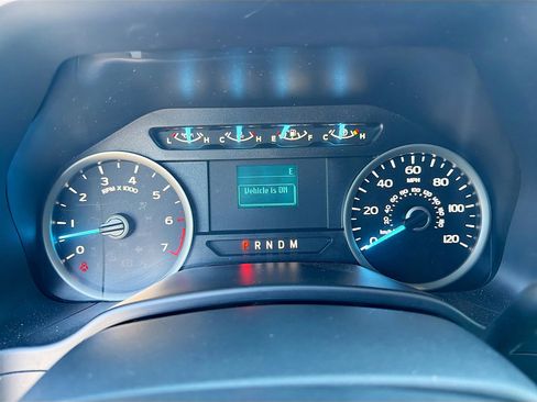 Used 2020 Ford F150 XLT image 36