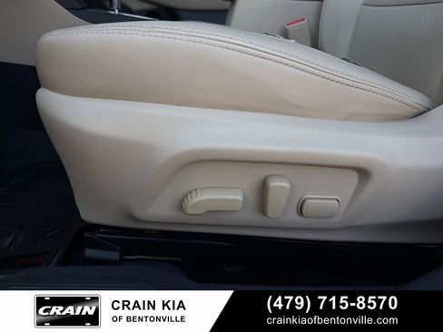 Used 2015 Subaru Legacy 2.5i Limited image 11