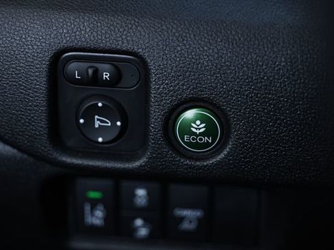 Certified 2024 Honda Ridgeline RTL image 17
