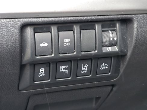 Used 2017 Subaru Legacy 2.5i Premium image 13