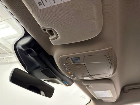 Certified 2023 Lincoln Nautilus AWD image 30