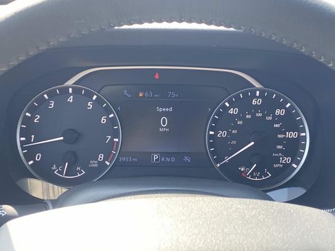 Used 2025 Nissan Frontier SV w/ SV Convenience Package image 26