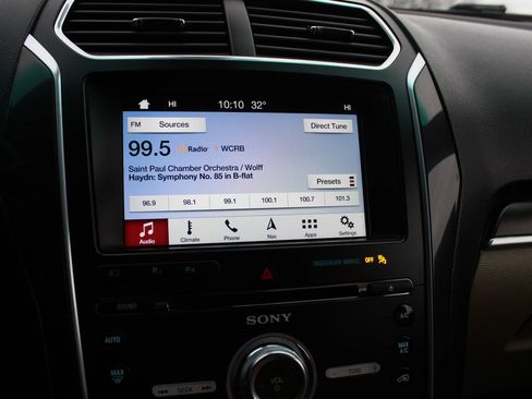 Used 2017 Ford Explorer Limited w/ Equipment Group 301A image 38