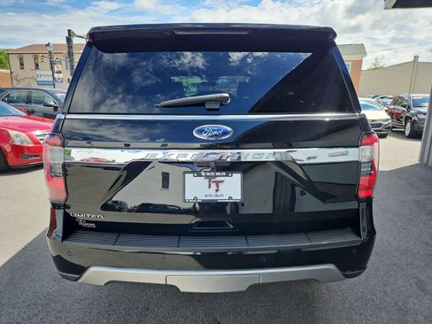 Used 2018 Ford Expedition Limited w/ Equipment Group 301A AWD/4WD image 5