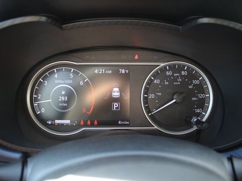 New 2025 Nissan Versa SV w/ Trunk Package image 10