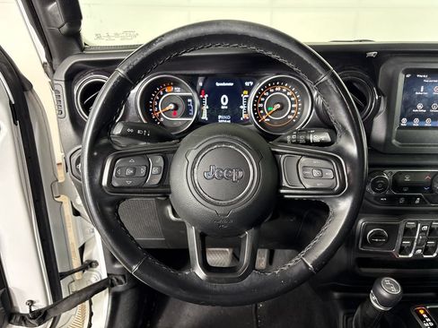 Used 2021 Jeep Wrangler Unlimited Sport AWD/4WD image 17