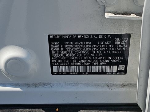 Used 2024 Honda HR-V EX-L image 11