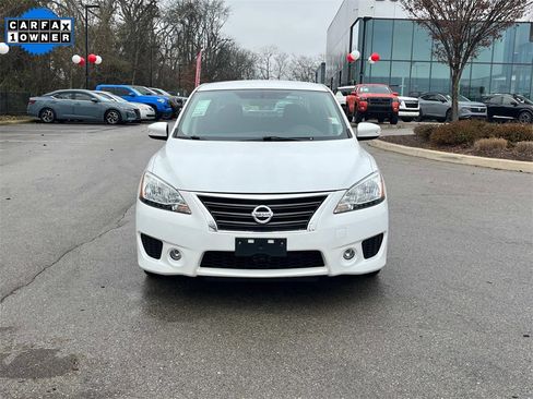 Used 2015 Nissan Sentra SR w/ Navigation Package image 10