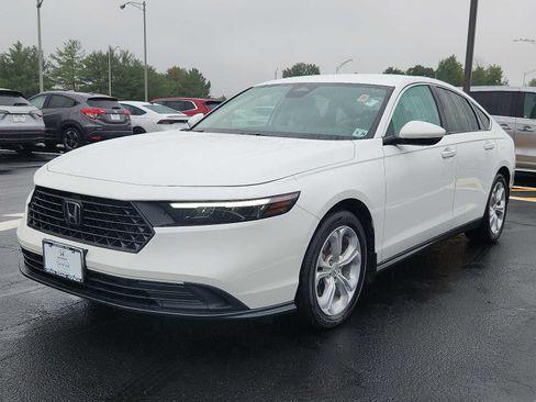 Used 2023 Honda Accord LX image 3