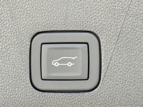 New 2025 Chevrolet Tahoe Premier image 23