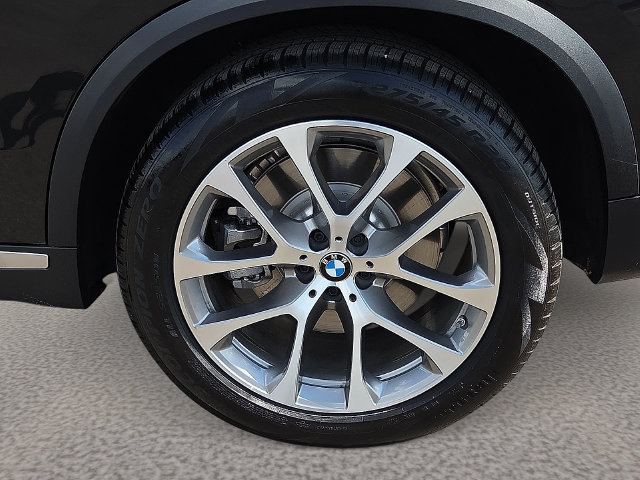 Used 2026 BMW X5 xDrive50e AWD/4WD image 8