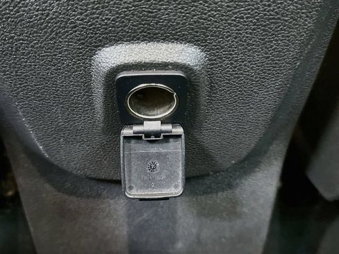 Used 2018 Ford Escape SE w/ SE Sync 3 Package AWD/4WD image 26