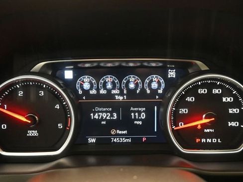 Used 2020 Chevrolet Silverado 2500 LTZ w/ Technology Package image 33