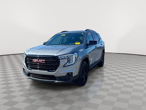 Certified 2024 GMC Terrain SLT w/ Elevation Edition AWD/4WD image 5