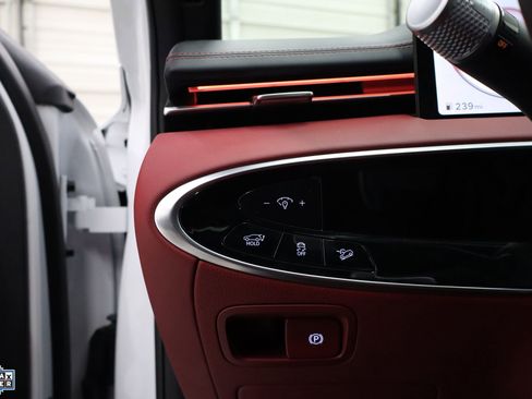 Used 2026 Genesis GV70 3.5T Sport Prestige image 16