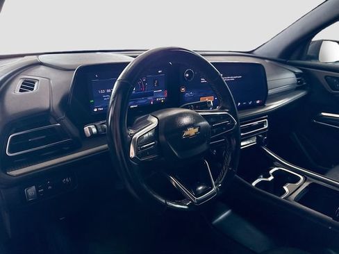 Used 2024 Chevrolet Traverse LS w/ LPO, Floor Liner Package FWD image 10