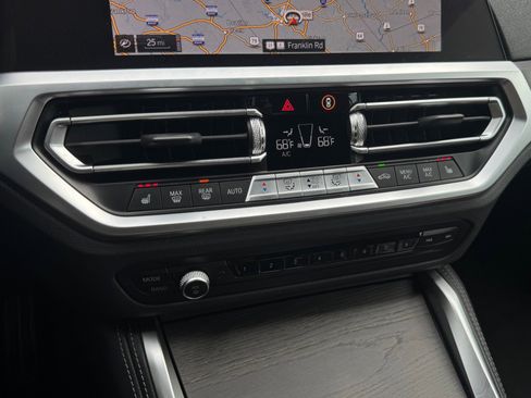 Used 2022 BMW M440i Convertible w/ Premium Package image 66