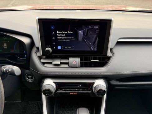 Certified 2025 Toyota RAV4 XLE image 21