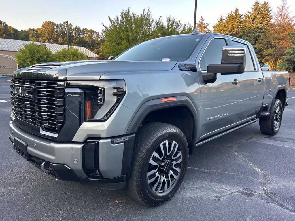 Used 2024 GMC Sierra 3500 Denali Ultimate AWD/4WD image 67