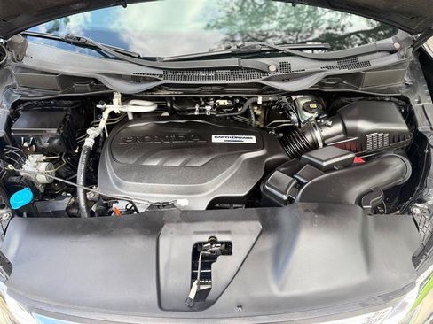 Used 2019 Honda Odyssey EX image 8