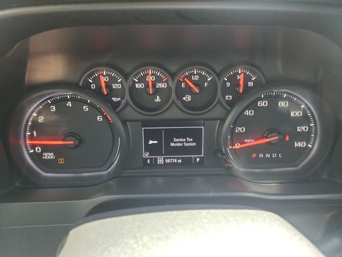 Used 2019 Chevrolet Silverado 1500 Custom w/ Custom Value Package AWD/4WD image 20