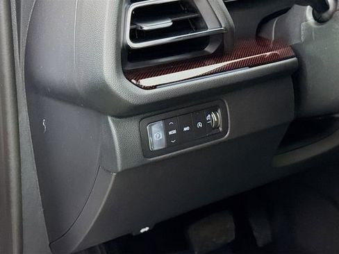 New 2026 Chevrolet Traverse Z71 image 12