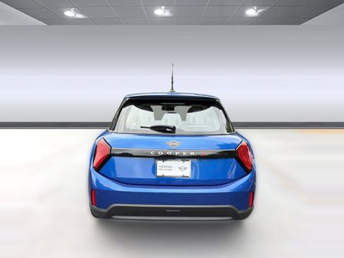 Certified 2025 MINI Cooper S FWD image 10