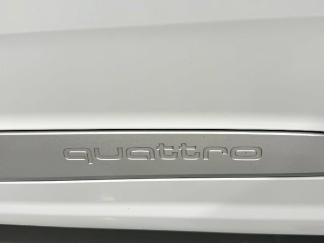 Used 2018 Audi Q7 2.0T Premium Plus w/ Premium Plus Package AWD/4WD image 14