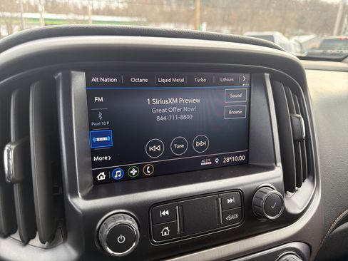 Used 2022 GMC Canyon AT4 w/ Trailering Package image 19