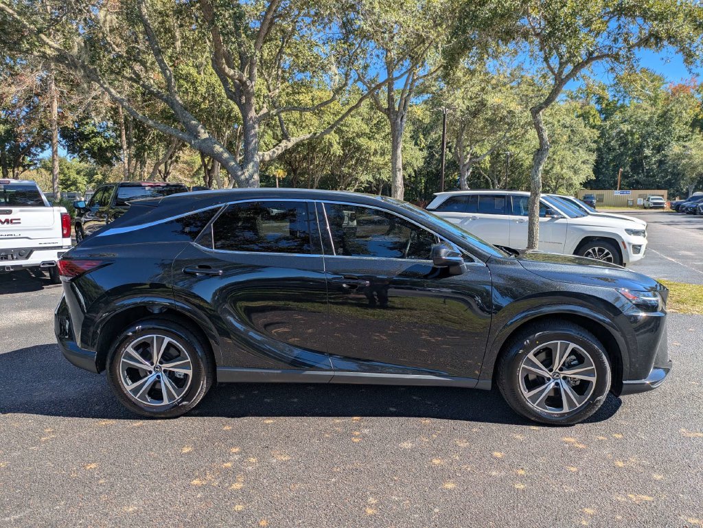 Used 2025 Lexus RX 350 Premium FWD image 3