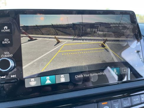 Used 2026 Honda Odyssey Touring image 25