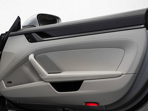 Used 2024 Porsche 911 Carrera 4S image 18