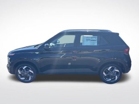 New 2026 Hyundai Venue SEL FWD image 5
