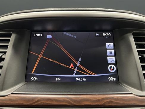 Used 2020 Nissan Pathfinder Platinum image 10