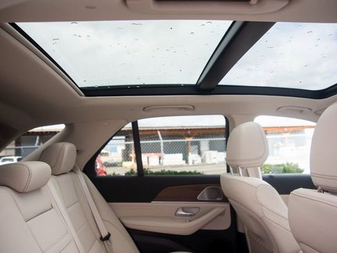 Certified 2025 Mercedes-Benz GLE 350 4MATIC image 30