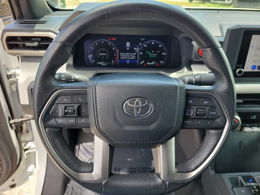 Used 2024 Toyota Tacoma TRD Off-Road AWD/4WD image 22