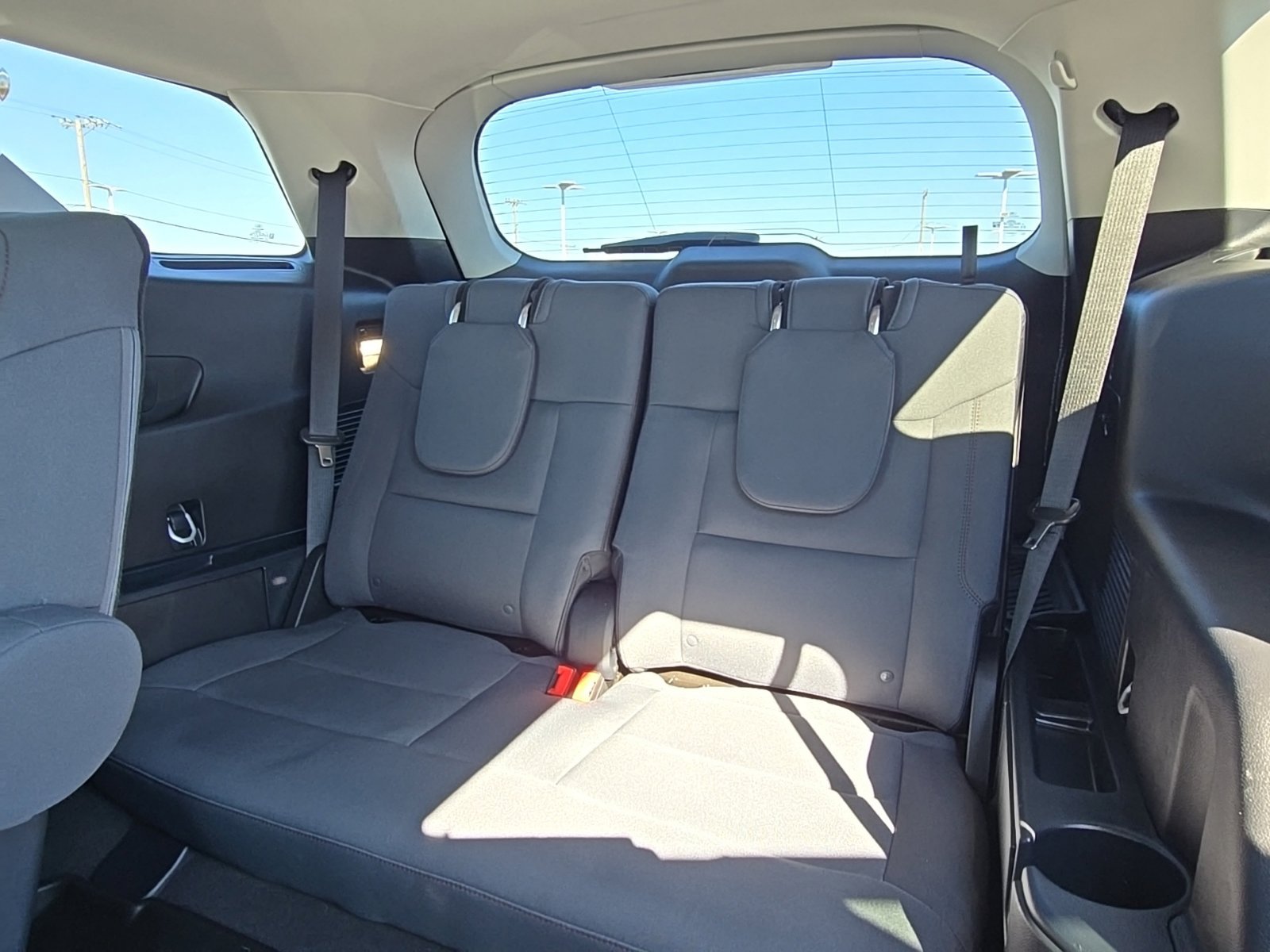 Used 2025 Ford Explorer Active RWD image 38