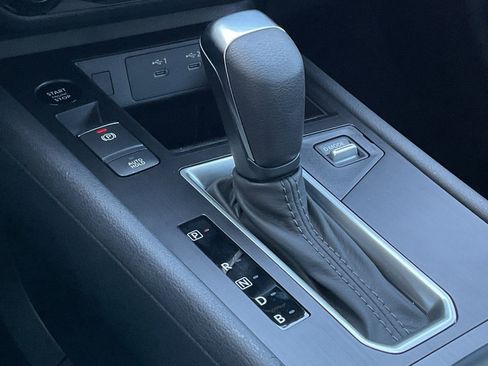 New 2026 Nissan Kicks SV image 34