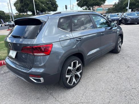 Used 2022 Volkswagen Taos SEL AWD/4WD image 5