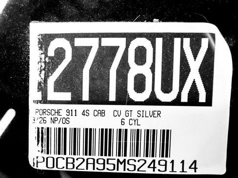 Certified 2021 Porsche 911 Carrera 4S AWD/4WD image 33