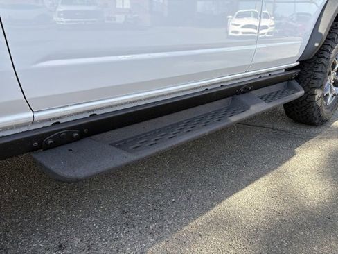 New 2025 Ford Bronco Badlands image 12